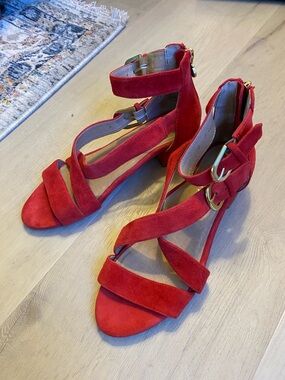 New! BETTYE MULLER Red Suede Strappy Gold Buckle Block Heel Sandals - Size 7.5